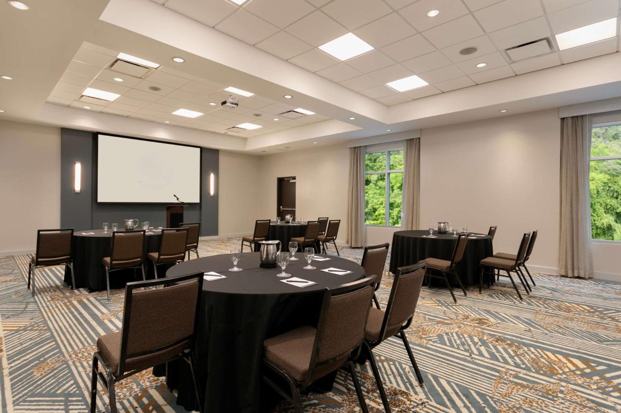 Hyatt Place Manati Bagian luar foto